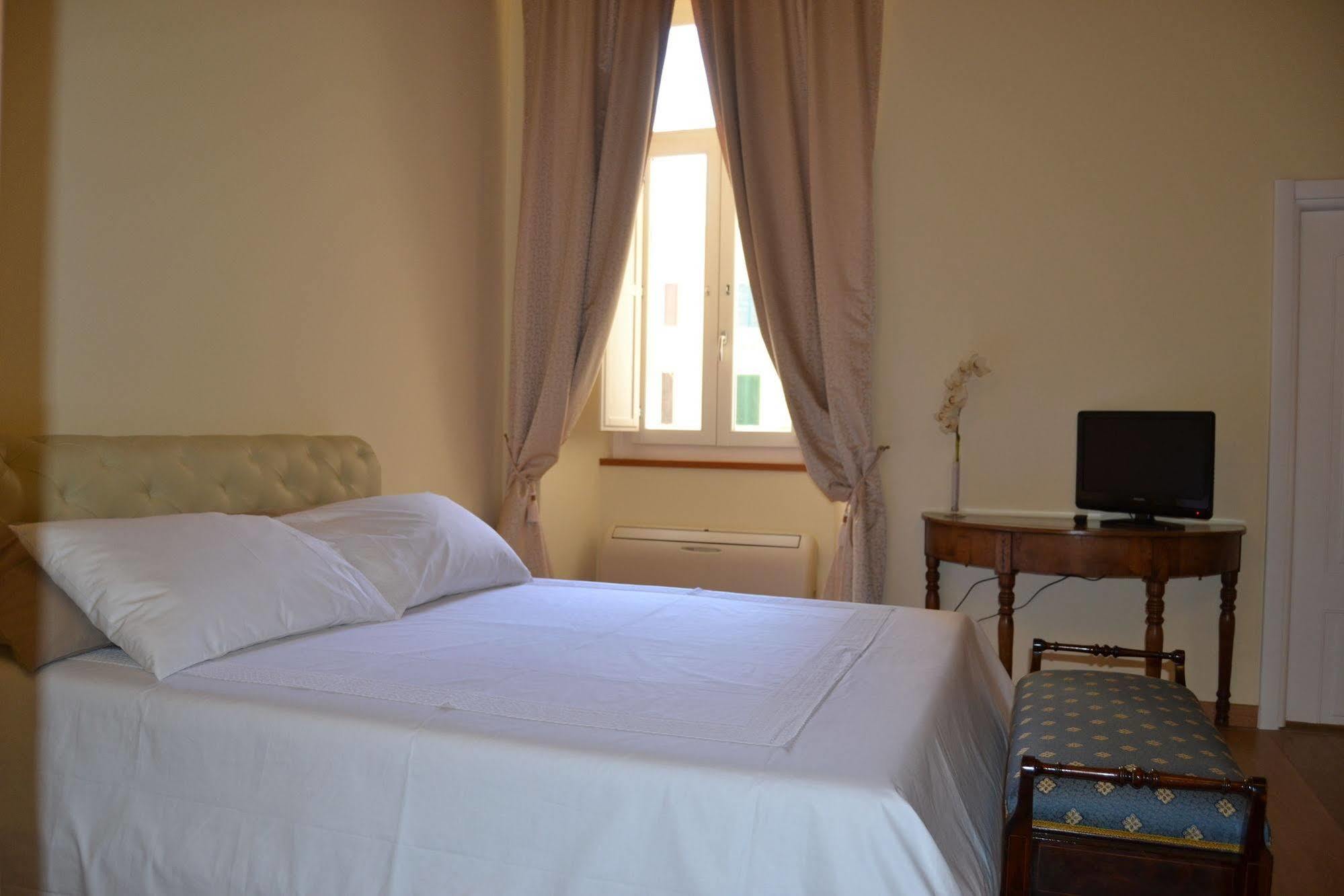 I Prati Di Couette-café 3*